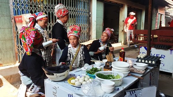 Chợ Mường Hum - Du Lịch Y Tý